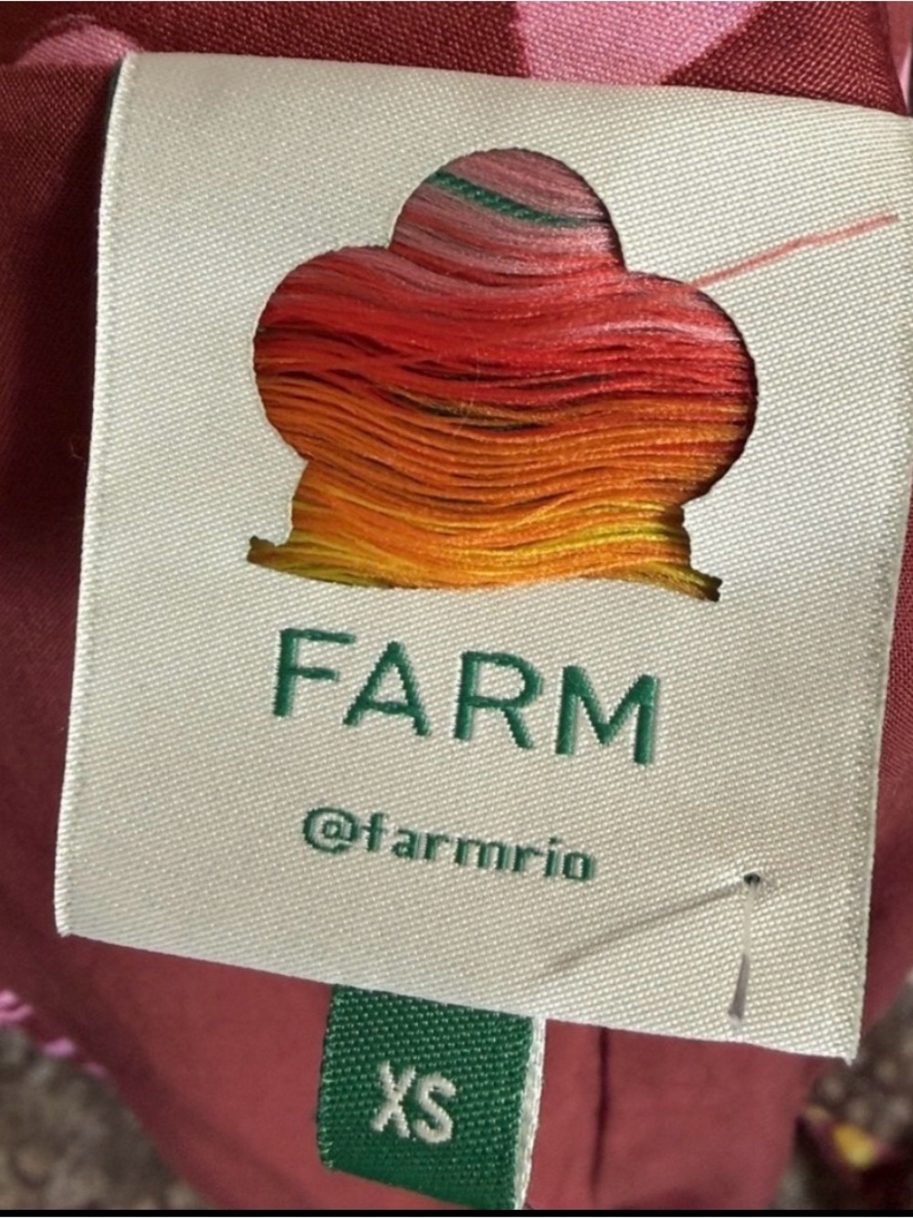 ⭐️HP⭐️! FARM RIO Toucanissimo! Cocktail Mini-Mock-Wrap Dress in Burgundy/Yellow - Picture 9 of 16